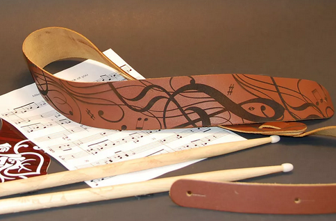 激光打標(biāo)吉他背帶，助力音樂夢想之旅