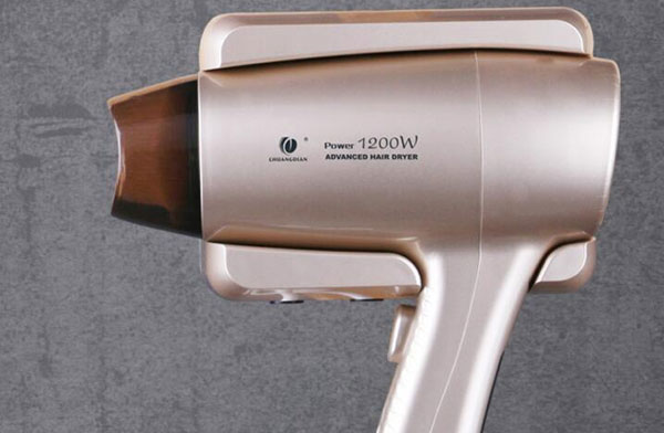 電吹風(fēng)刻字鐳雕，點(diǎn)亮激光打標(biāo)電器的工藝之美