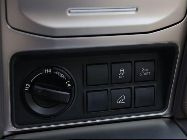 汽車按鍵激光鐳雕-按鈕激光打標(biāo)工藝 汽車按鍵激光鐳雕-按鈕激光打標(biāo)工藝