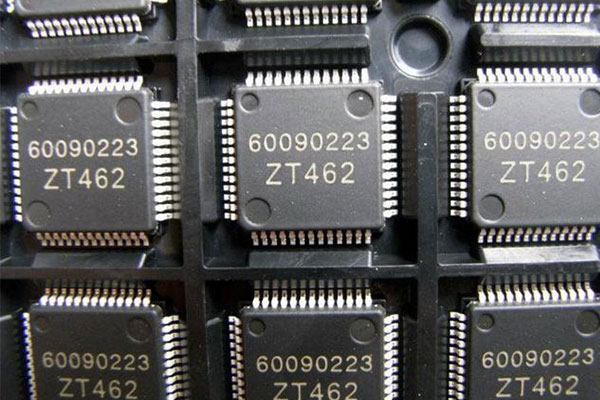 IC芯片激光打標(biāo)打碼，芯片生產(chǎn)新助力