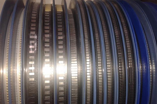 IC芯片編帶激光打碼刻字工藝解析 IC芯片編帶激光打碼刻字工藝解析