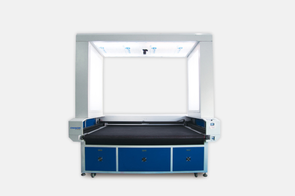 球衣運(yùn)動(dòng)服激切割裁剪設(shè)備—印花布料激光切割機(jī)